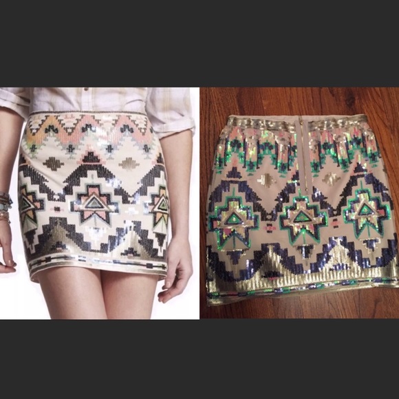 🔮 Aztec Sequin Skirt- Francesca's size Small 🔮 - Picture 6 of 11